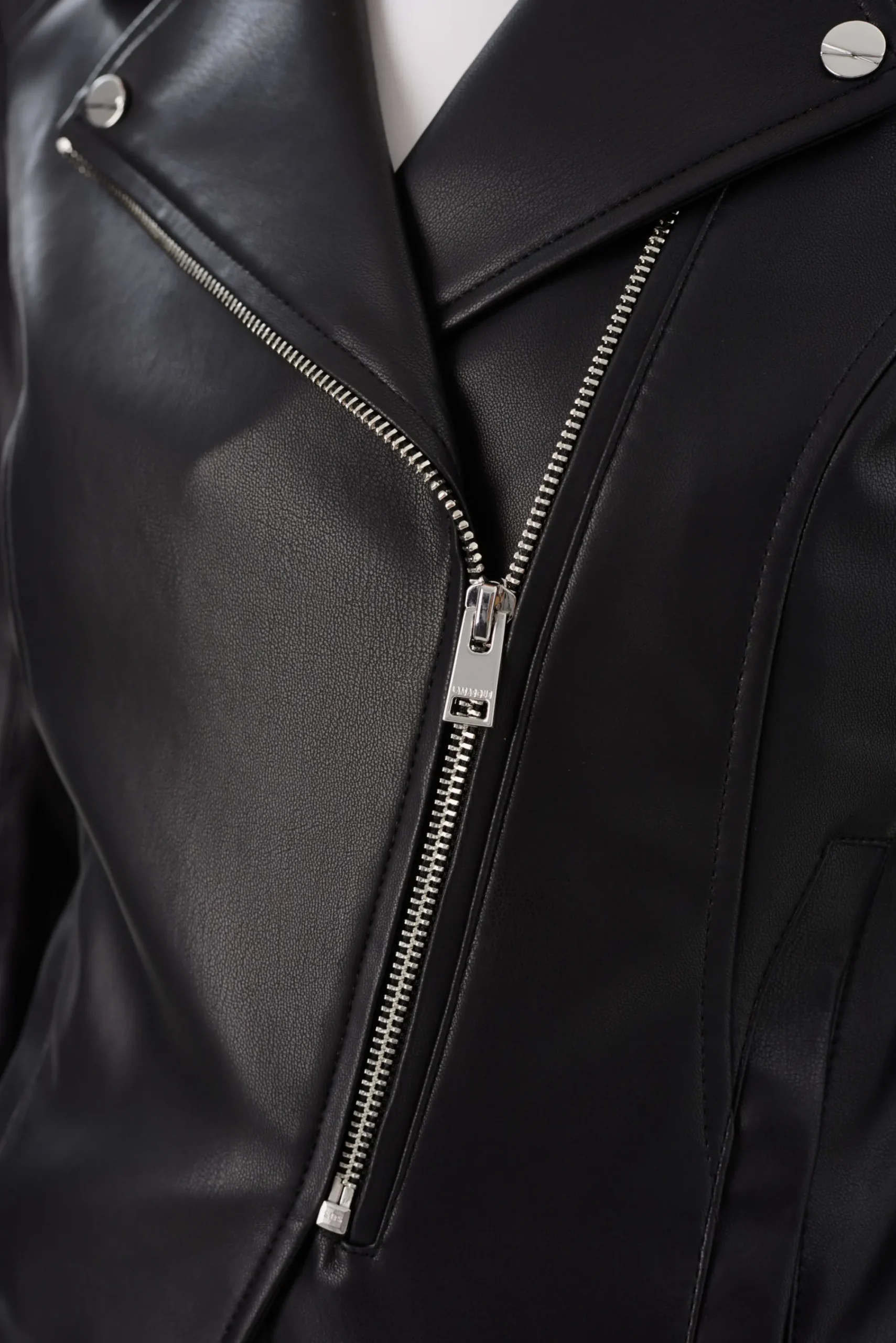 Sale LAMARQUE PASCALE | Fitted Faux Leather Jacket Black
